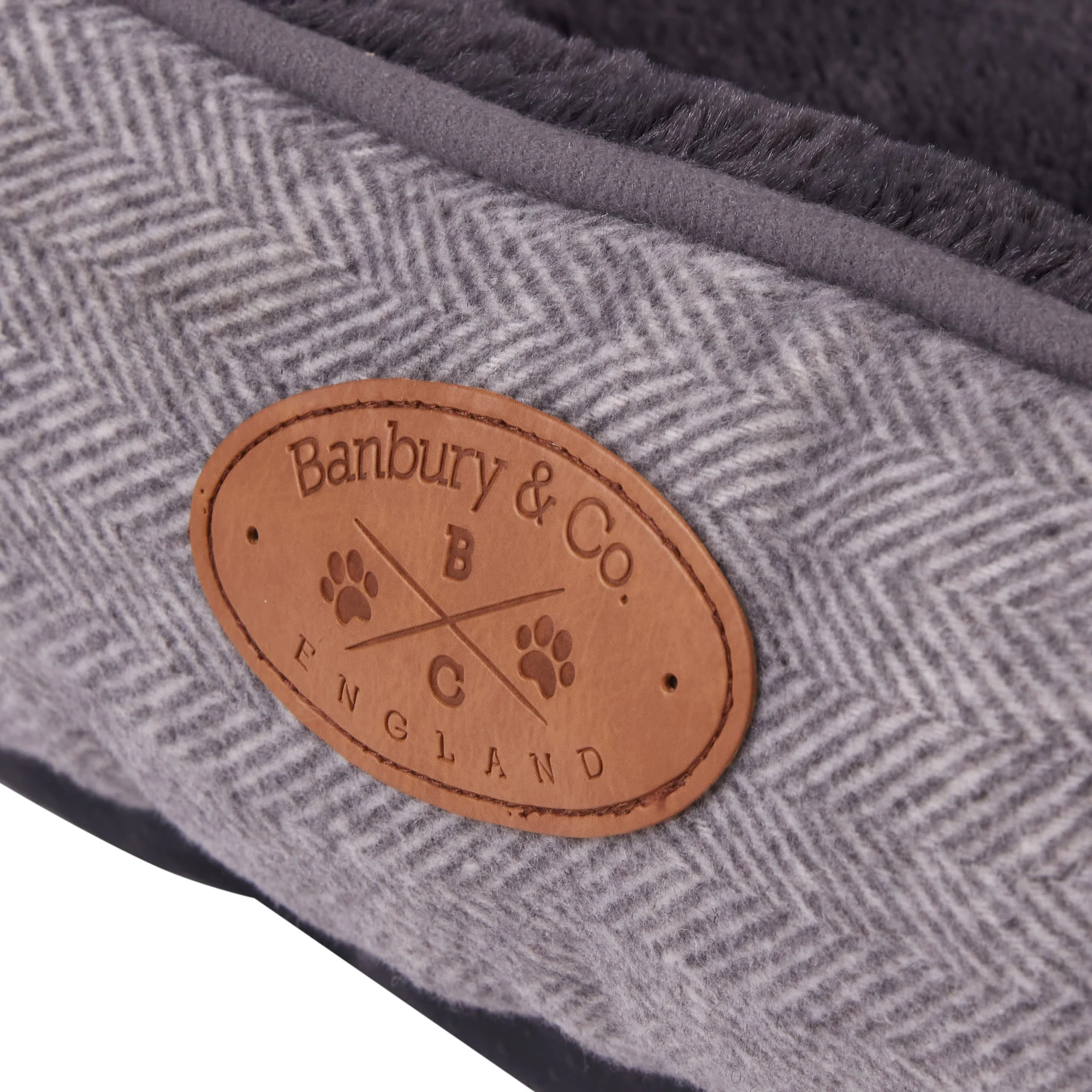 Banbury & Co Herringbone Square Dog Bed - Image 4
