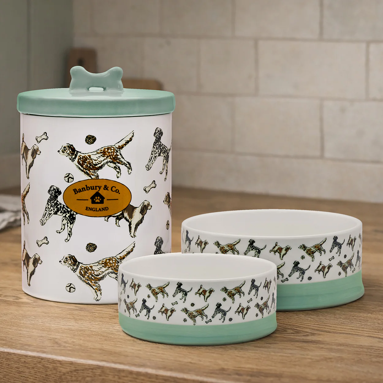 Banbury & Co Rural Retreats Ceramic Pet Bowl - Image 6