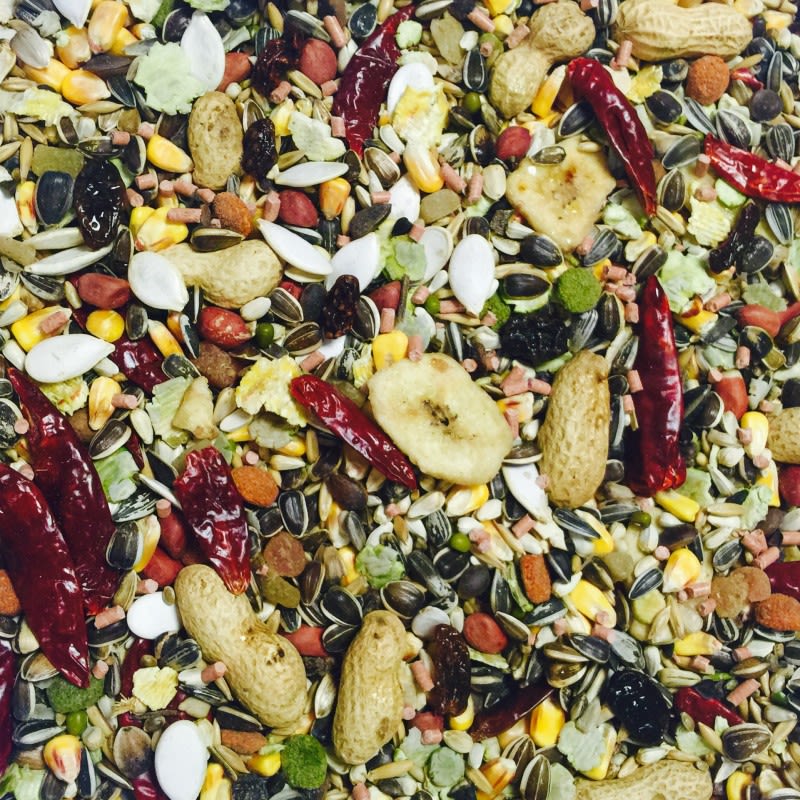 Bucktons Fruity Parrot Food with Spiralife - Image 2