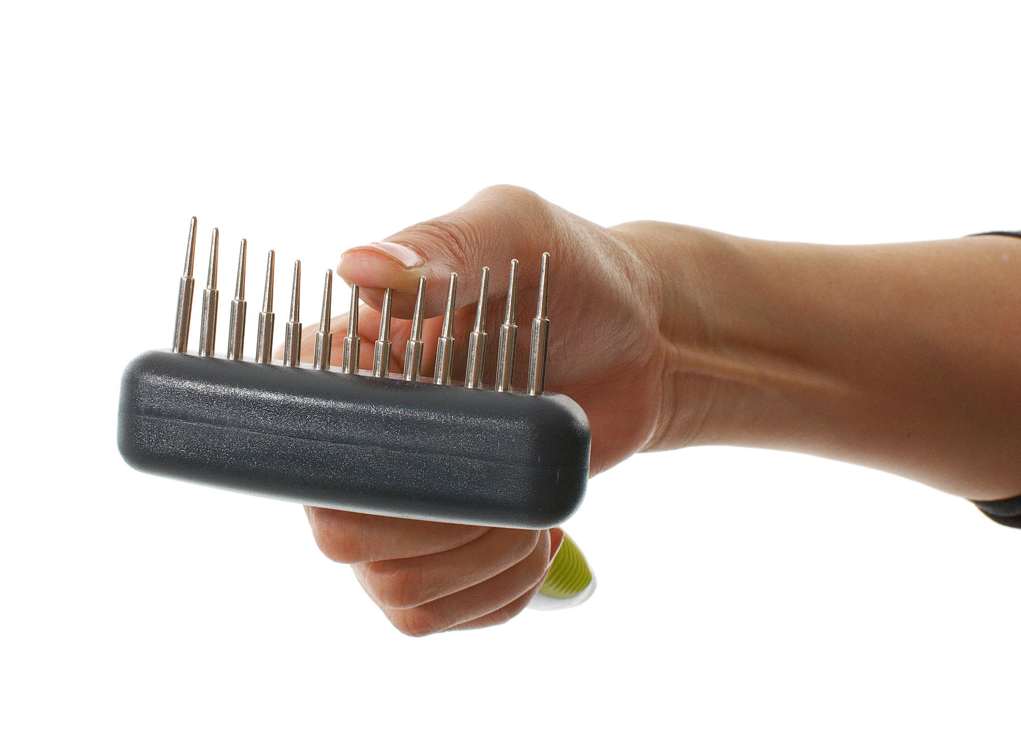 Buster Flex Undercoat Rake 13 Pins for Cats & Dogs - Image 4