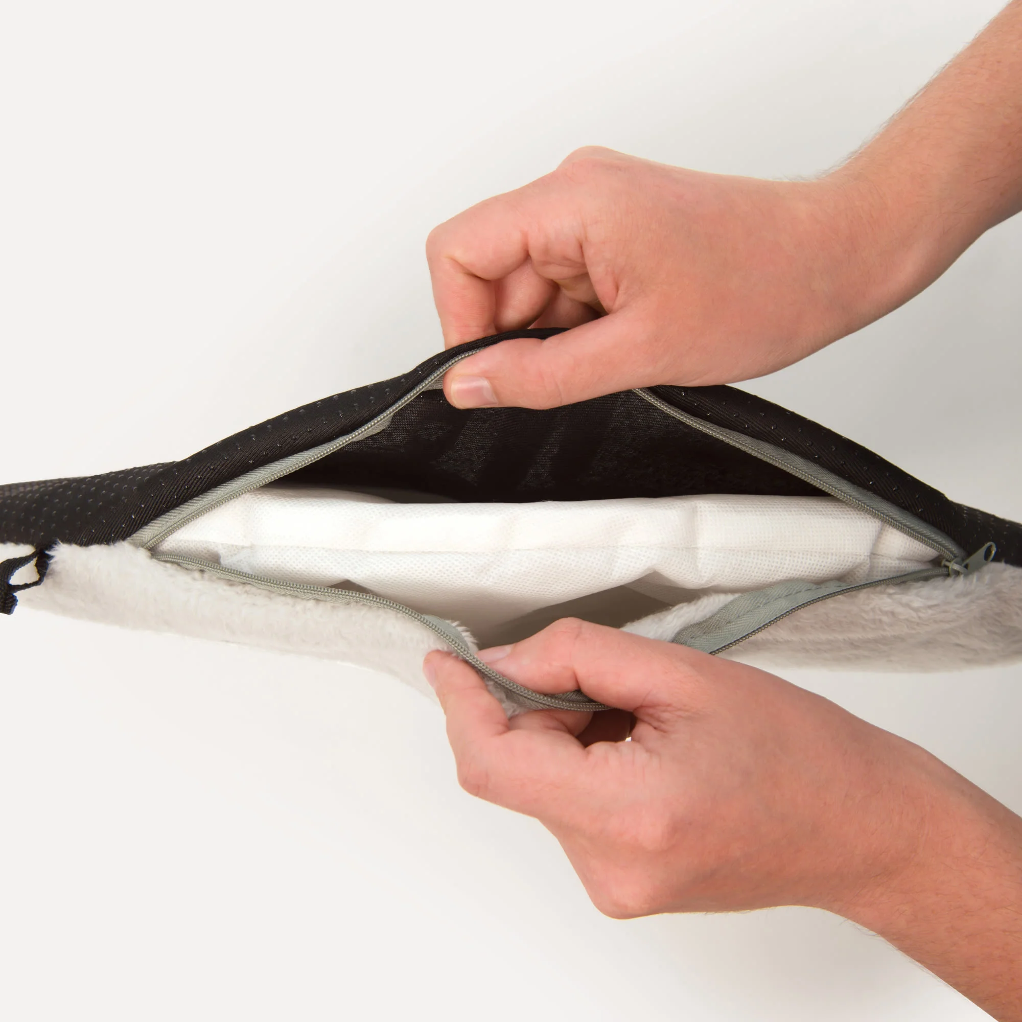 Catit Vesper Tunnel with Sleeping Cushion Cat Toy - Image 21