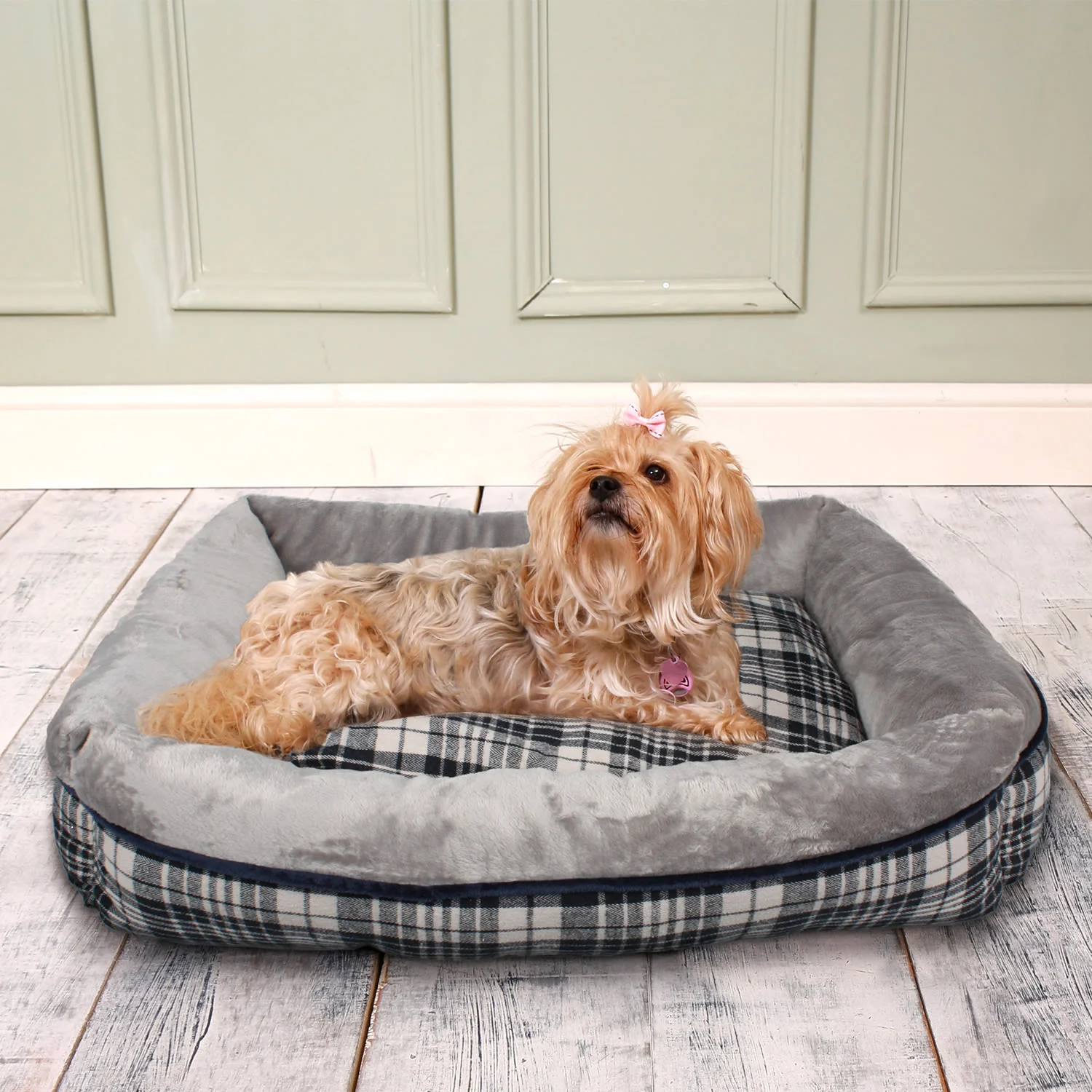 Dream Paws Grey Checked Dog Sofa Bed - Image 5