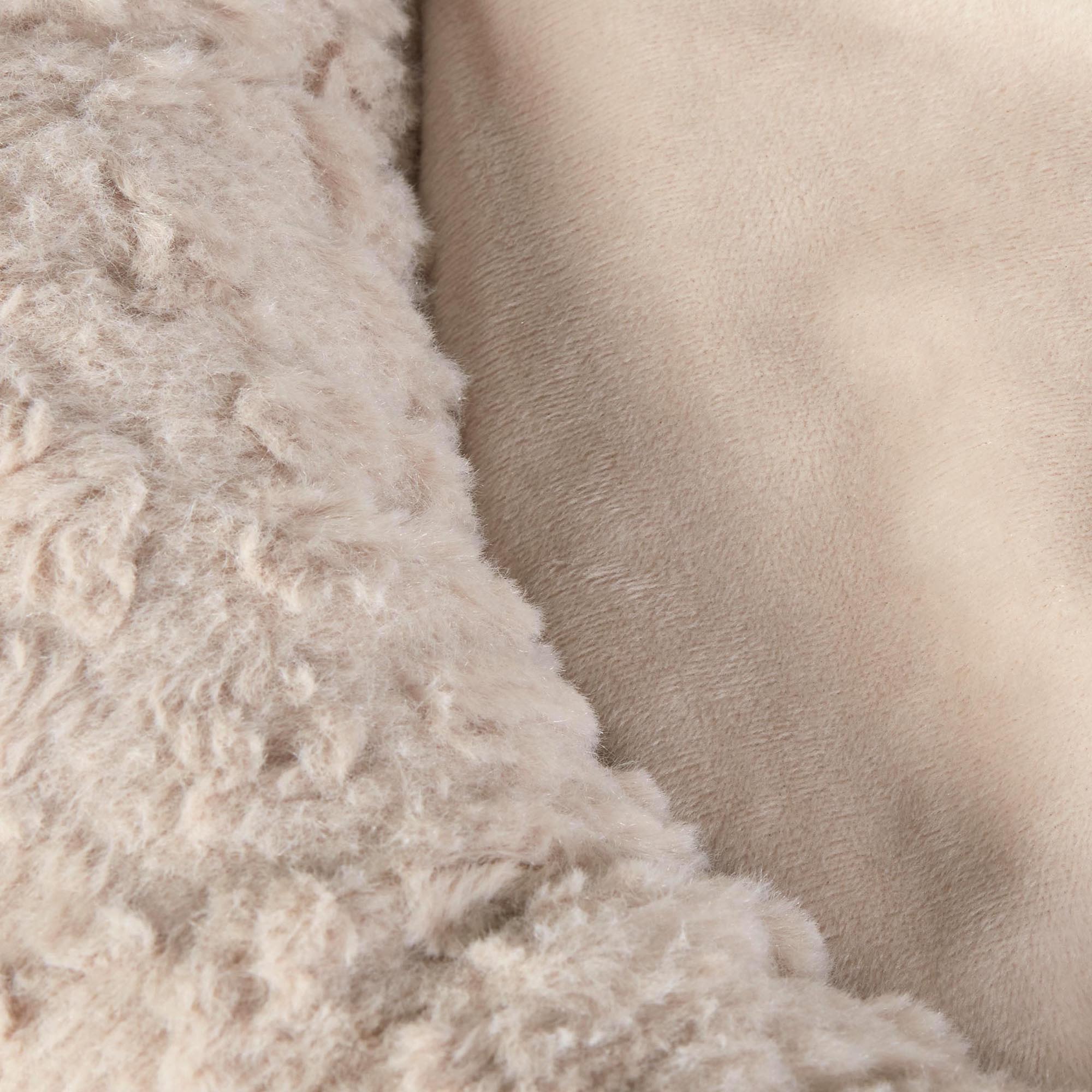 Dream Paws Hero Cat & Dog Bed - Image 8