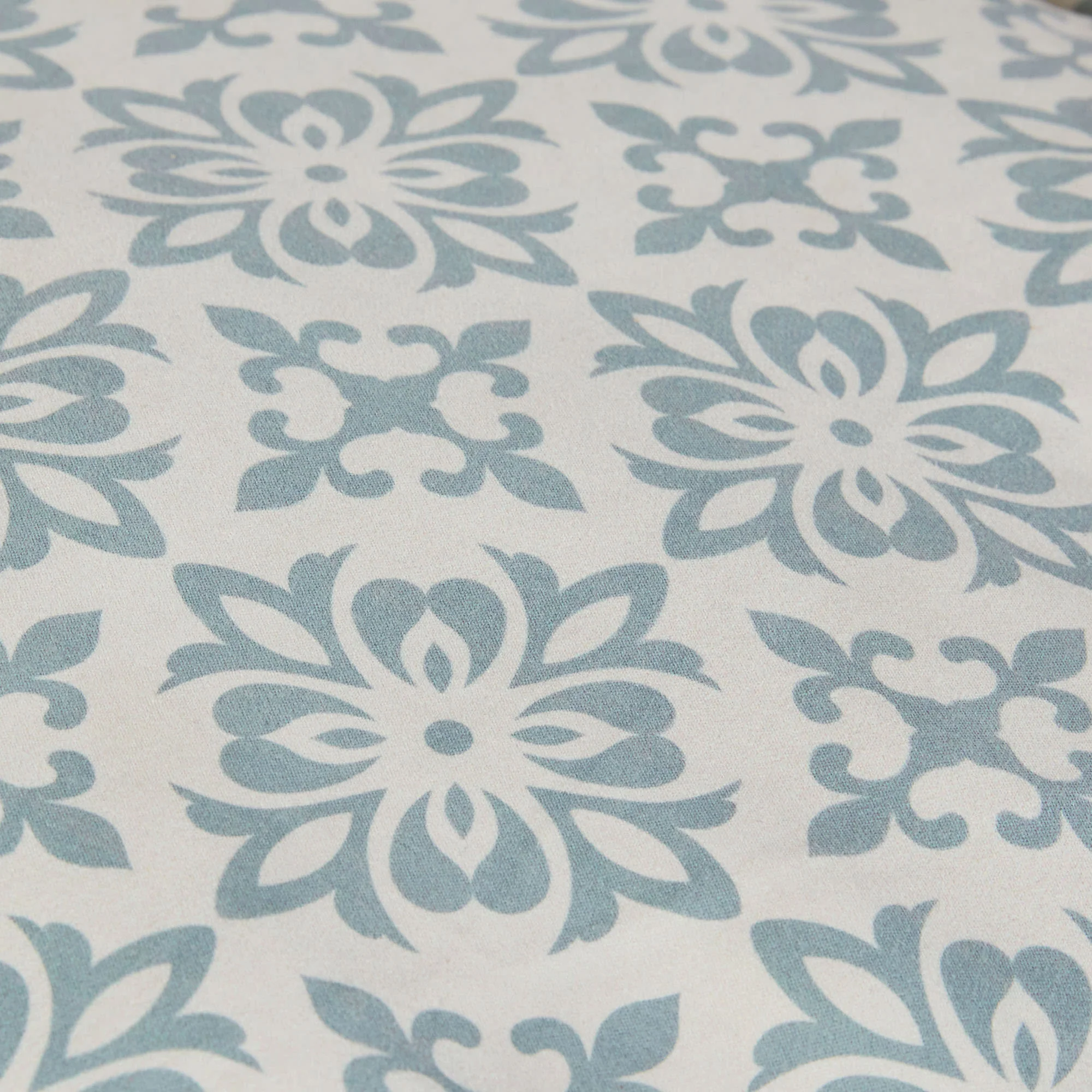 Dream paws Scalloped Grey Pet Bed - Image 8