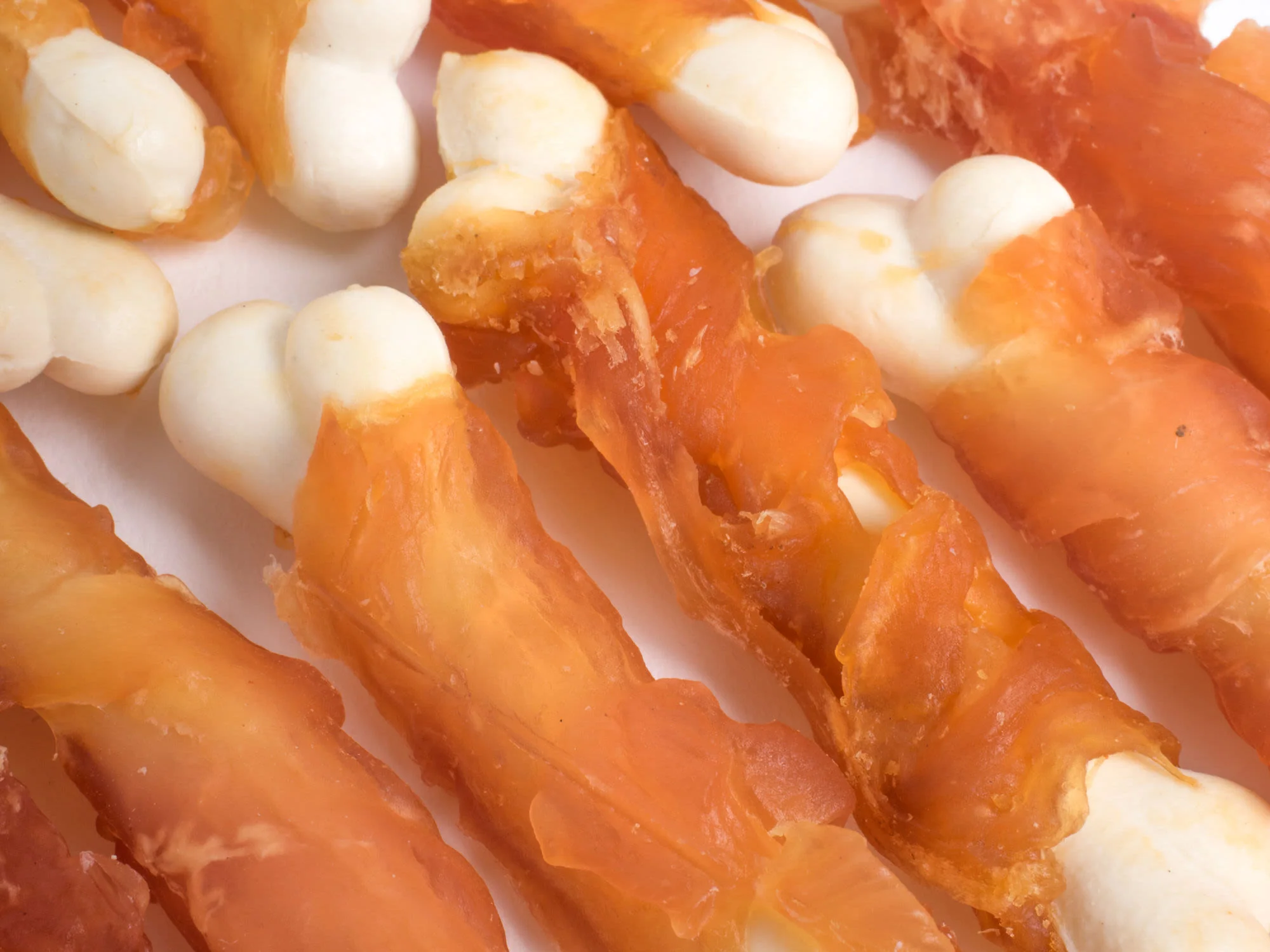 Petface Dog Deli Large Tasty Chicken Wrapped Calcium Bone Dog Treats - Image 3