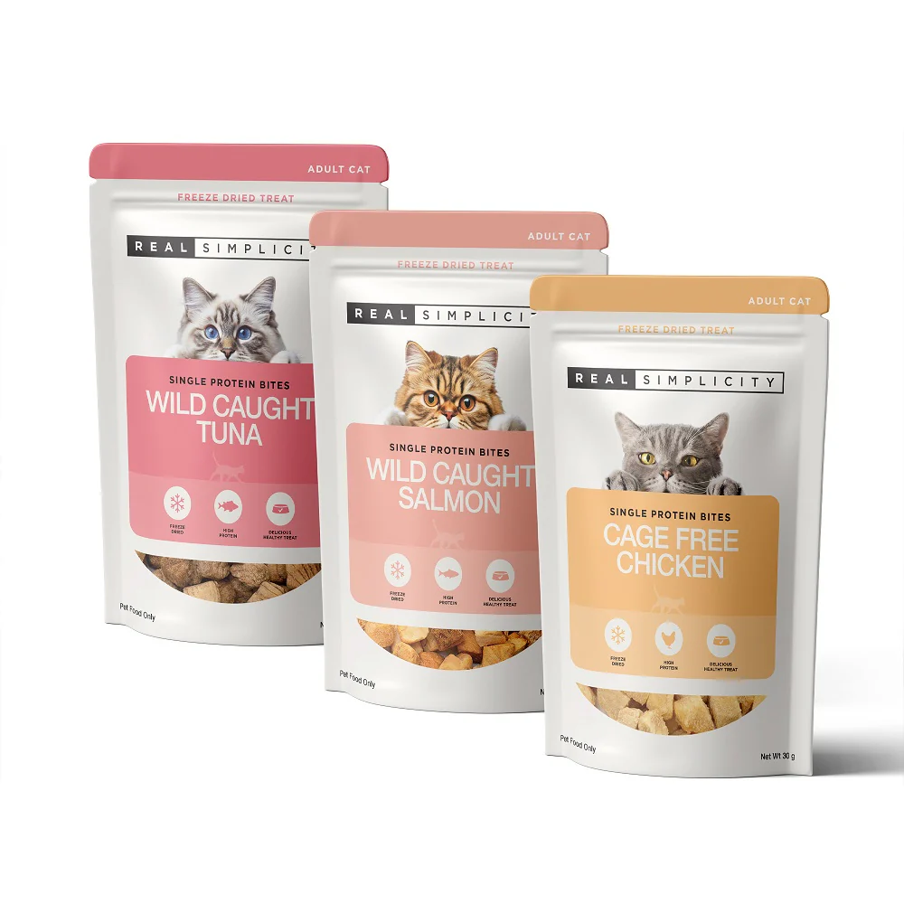 Real Simplicity Freeze Dried Single Protein Bites Farm Raised Chicken Adult Cat Treat - Image 6