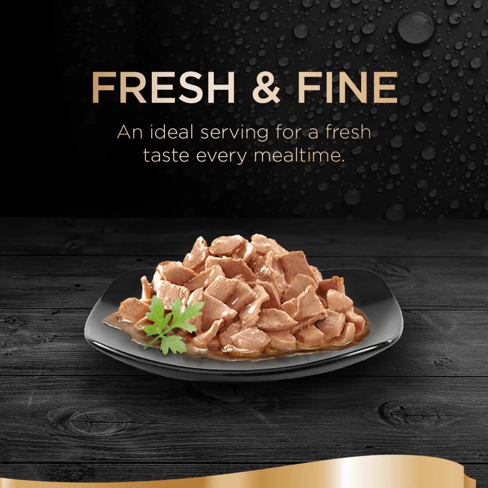 Sheba Fresh and Fine Adult Wet Cat Food Pouches - Chicken & Turkey in Gravy - Image 2