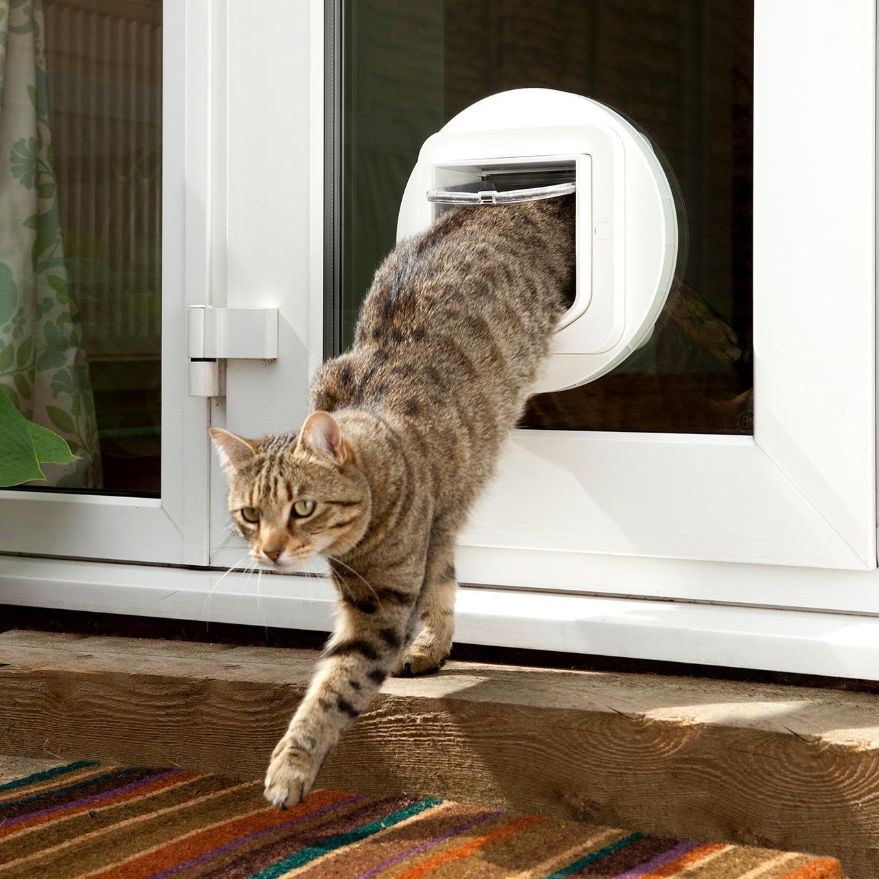 Sureflap Mounting Adaptor Cat Pet Door Brown - Image 2