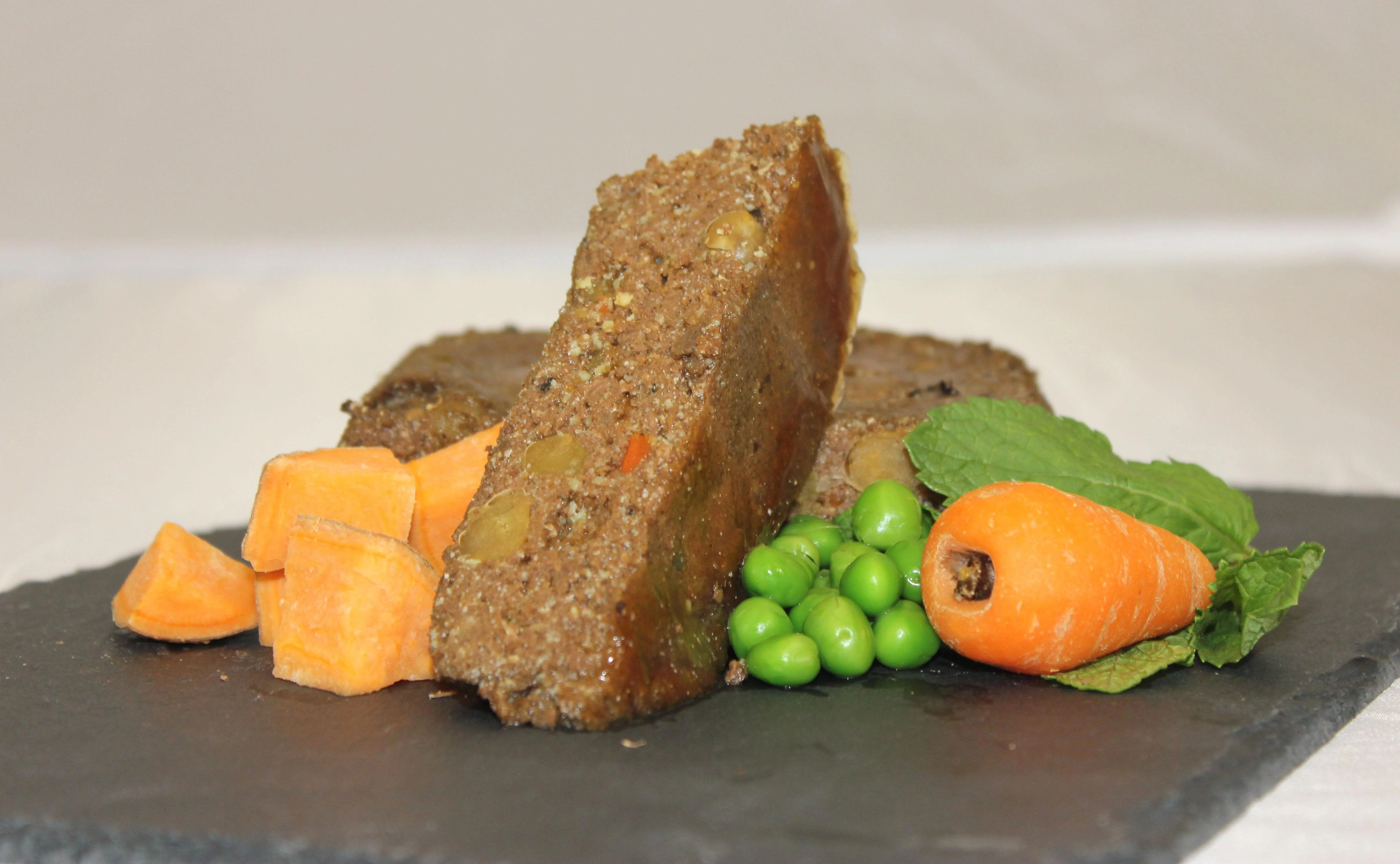 Vets Kitchen Grain-free Lamb with Sweet Potato Tray - Image 4