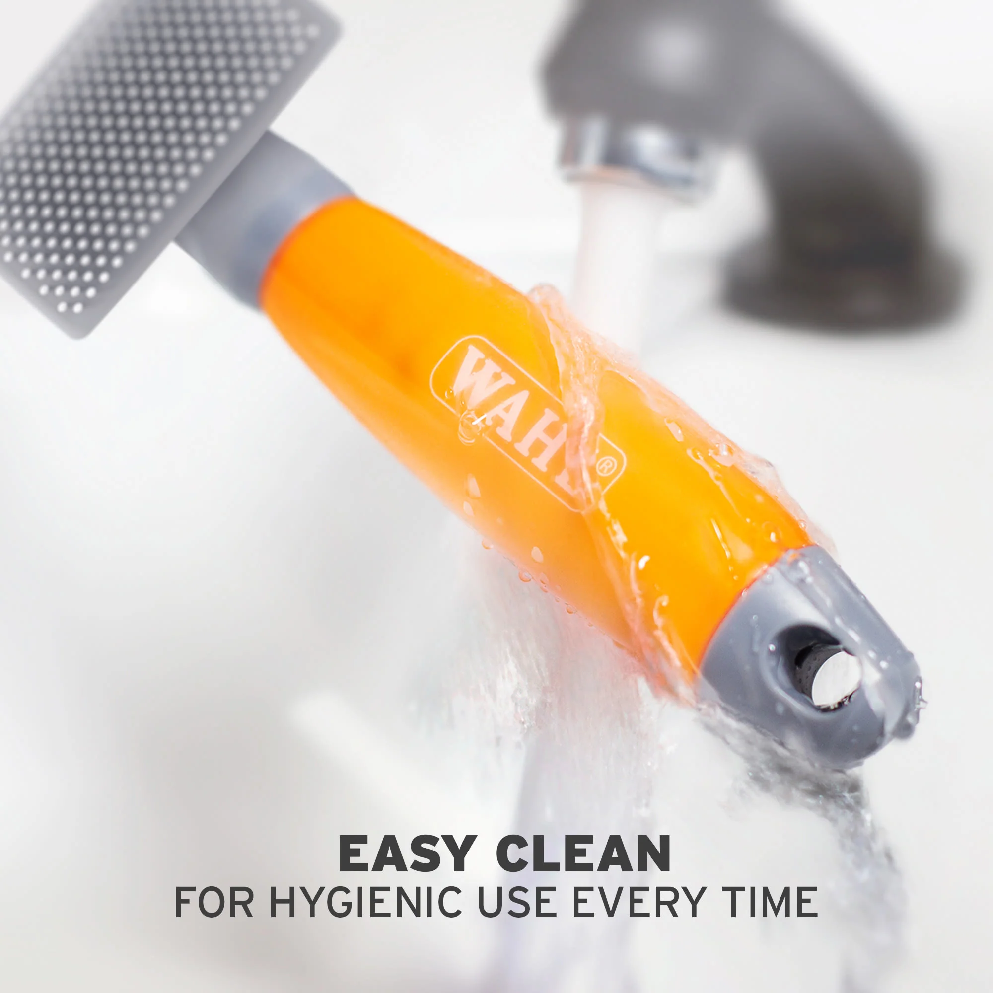 Wahl Nylon Slicker Brush with Soft Grip Gel Handle - Image 4